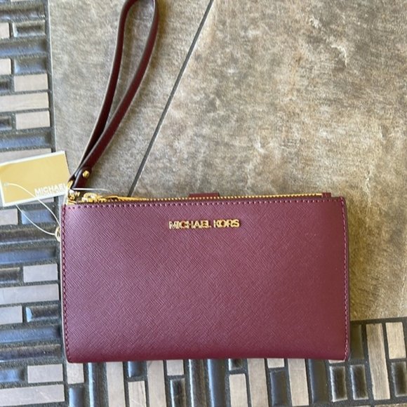 Michael Kors Jet Set Travel Large Double Zip Wristlet Wallet Dark Cherry Leather - Picture 1 of 16